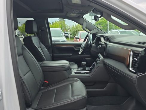 Used 2024 GMC Sierra 1500 Denali w/ Denali Reserve Package AWD/4WD image 48