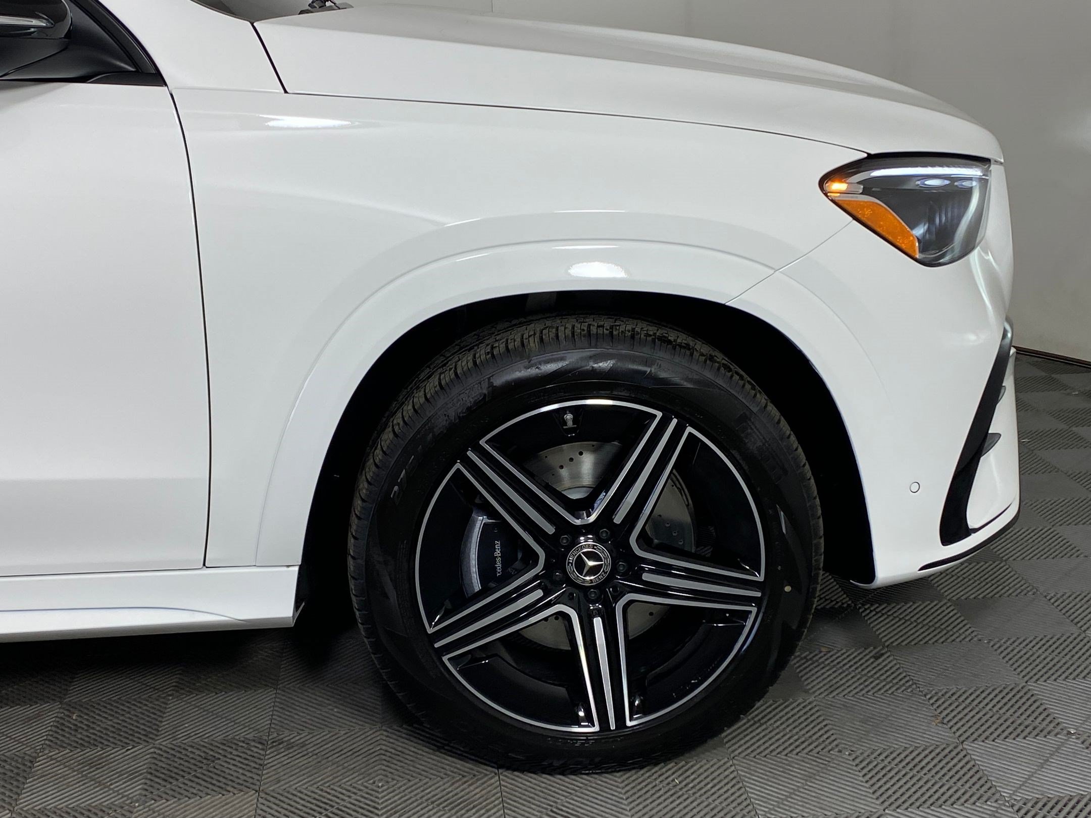 Used 2026 Mercedes-Benz GLE 350 4MATIC image 11