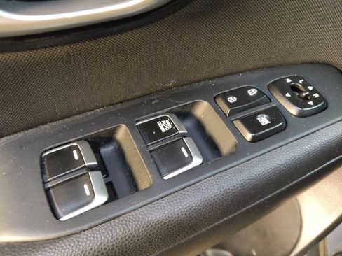 Used 2018 Kia Soul FWD image 27