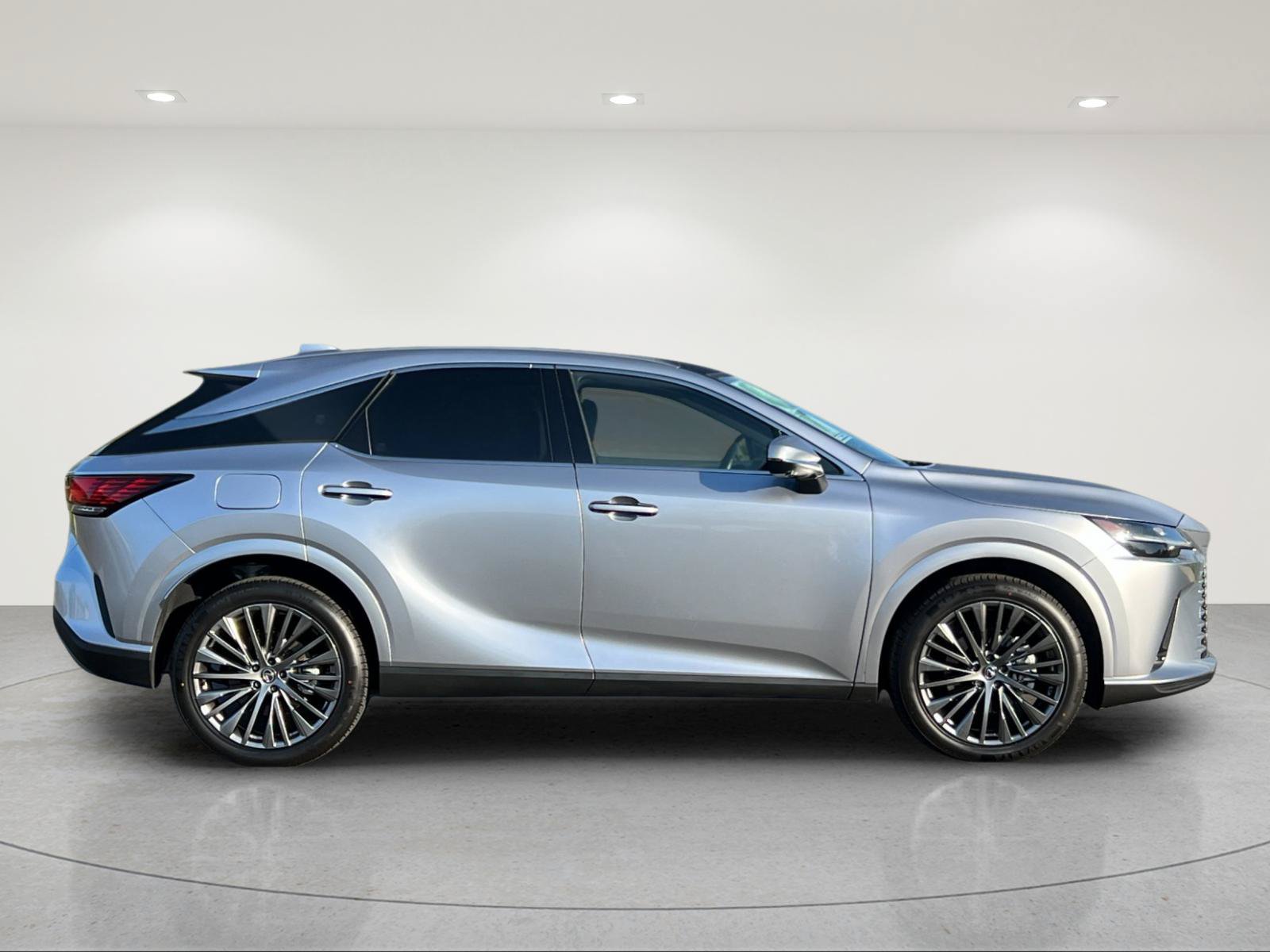 Used 2024 Lexus RX 450h AWD w/ Convenience Package image 6