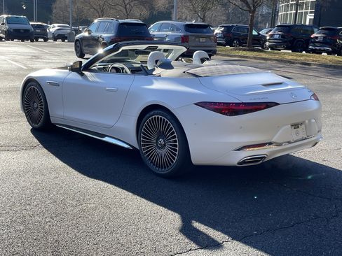 New 2026 Mercedes-Benz Maybach SL 680 image 21