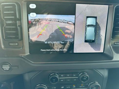 New 2025 Ford Bronco Badlands image 30