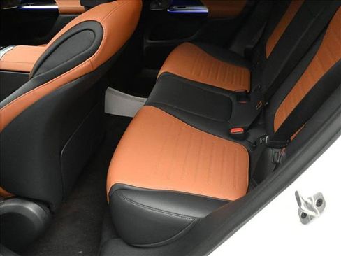 Certified 2026 Mercedes-Benz GLC 300 4MATIC image 18