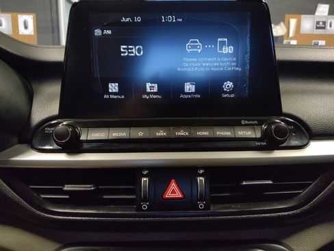 Used 2021 Kia Forte LXS FWD image 25