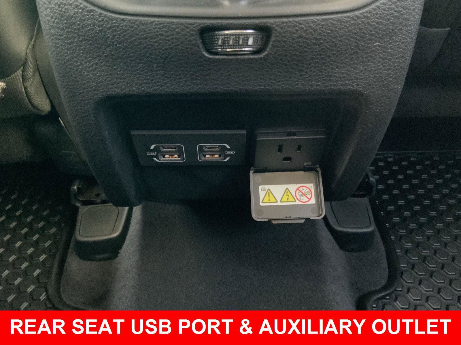 Used 2022 Jeep Cherokee Trailhawk AWD/4WD image 46