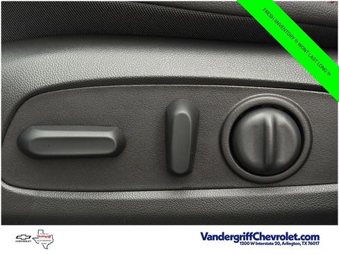 New 2026 Chevrolet Trax RS w/ Driver Confidence Package FWD image 21