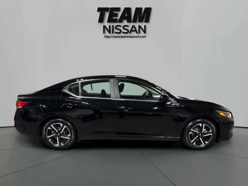 Used 2024 Nissan Sentra SV image 8