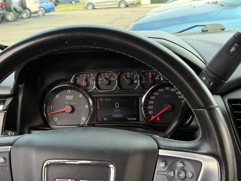 Used 2016 GMC Yukon SLE w/ HD Trailering Package AWD/4WD image 5