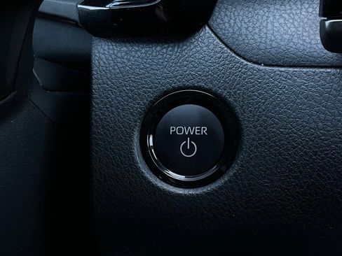 Used 2025 Toyota Camry LE image 27