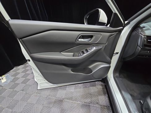 New 2026 Nissan Rogue SV image 13