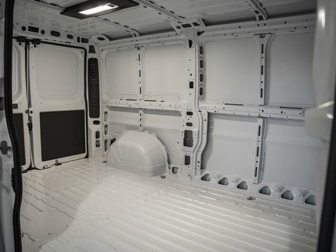New 2025 RAM ProMaster 1500 w/ Premium Convenience Group FWD image 30