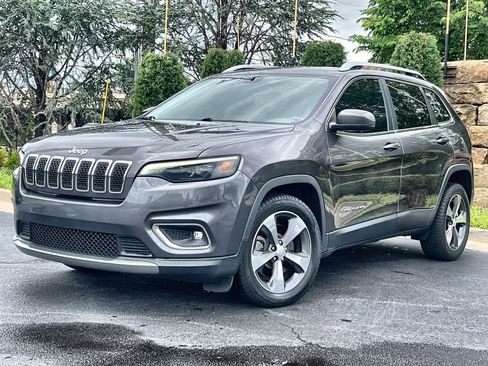 Used 2019 Jeep Cherokee Limited FWD image 1