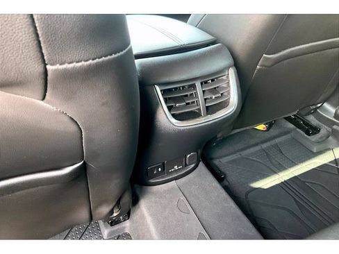 Used 2020 Chevrolet Malibu Premier FWD image 12