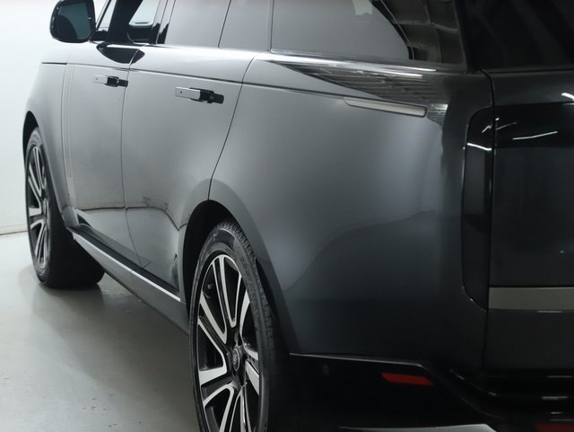 Certified 2023 Land Rover Range Rover SE AWD/4WD image 6