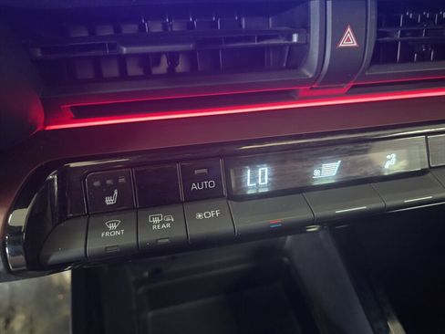 Used 2023 Toyota Prius Prime FWD image 26