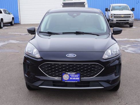 Used 2022 Ford Escape SE image 8