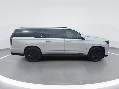 Certified 2023 Cadillac Escalade ESV Sport Platinum image 2