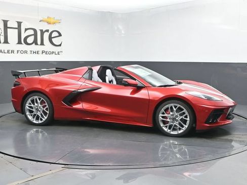 New 2027 Chevrolet Corvette Stingray Convertible w/ Stealth Interior Trim Package RWD image 29