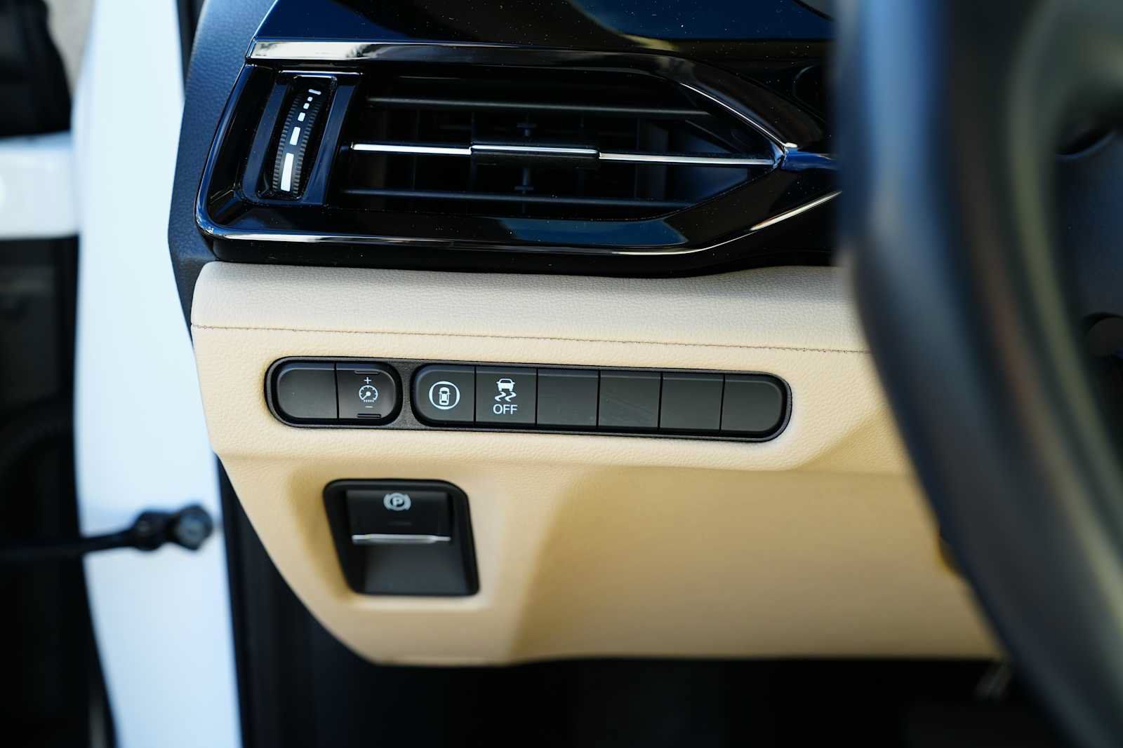 Used 2023 Acura MDX SH-AWD image 21
