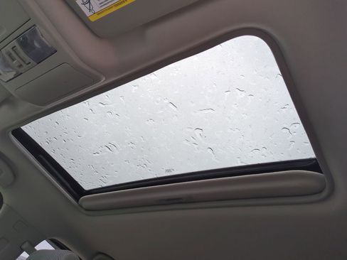 Used 2017 Nissan Frontier SV w/ SV Value Truck Package image 19