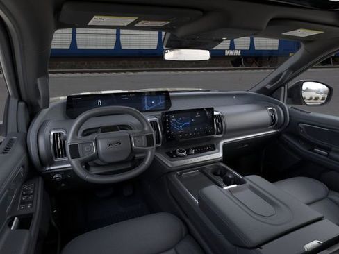 New 2026 Ford Expedition Max Platinum AWD/4WD image 9