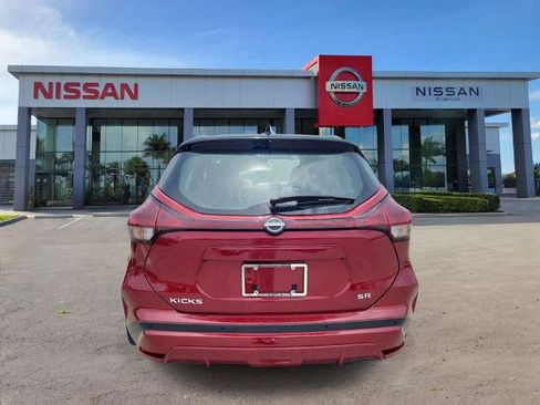 Certified 2023 Nissan Kicks SR w/ SR Premium Package FWD image 6