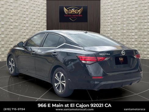 Used 2021 Nissan Sentra SV image 4