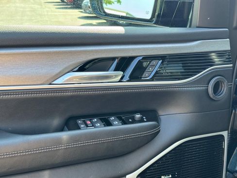 New 2026 Jeep Grand Wagoneer Limited AWD/4WD image 29