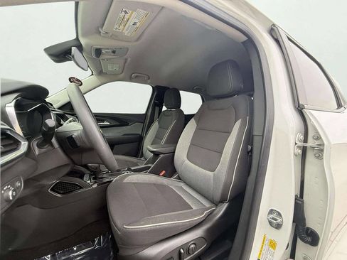 Used 2022 Chevrolet TrailBlazer LT w/ Convenience Package image 20