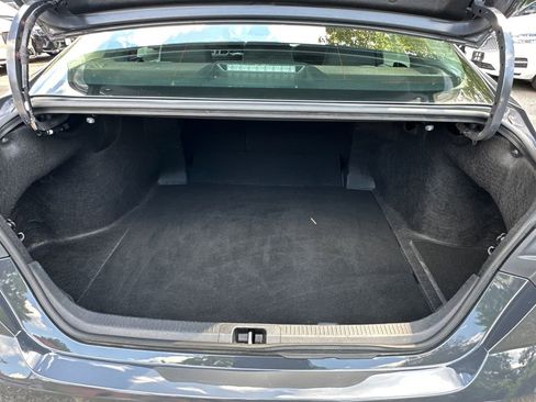Used 2025 Toyota Camry LE FWD image 5