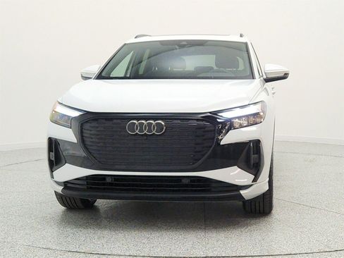 Used 2023 Audi Q4 e-tron Premium Plus w/ Premium Plus AWD/4WD image 2
