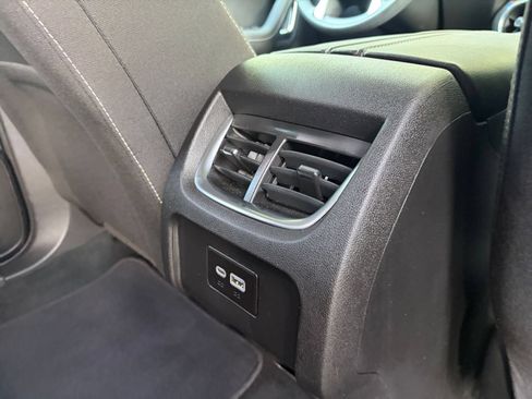 Used 2026 Chevrolet Blazer LT FWD image 19