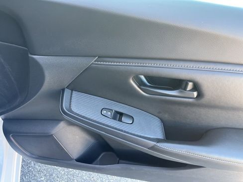 Used 2024 Nissan Sentra S FWD image 22