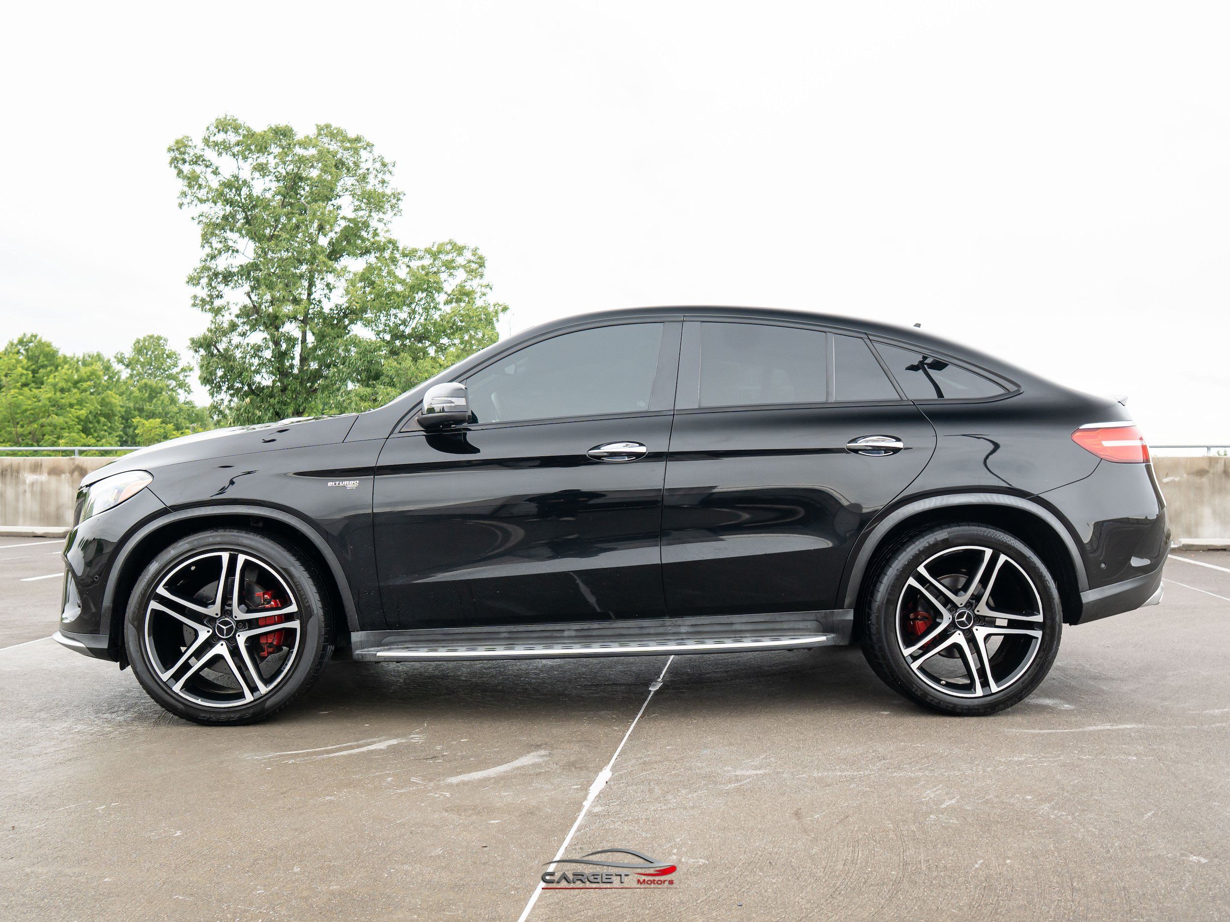 Used 2017 Mercedes-Benz GLE 43 AMG 4MATIC Coupe w/ Premium 3 Package image 4
