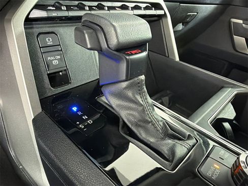 Used 2022 Toyota Tundra SR5 image 31