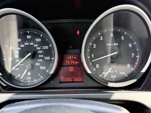 Used 2010 BMW Z4 sDrive30i w/ Premium Pkg image 7