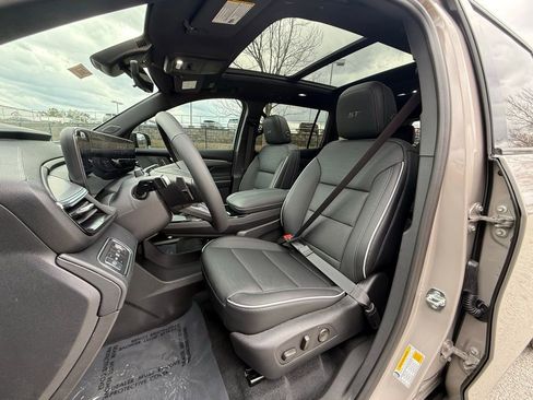 New 2026 Buick Enclave Sport Touring w/ Super Cruise Package image 5