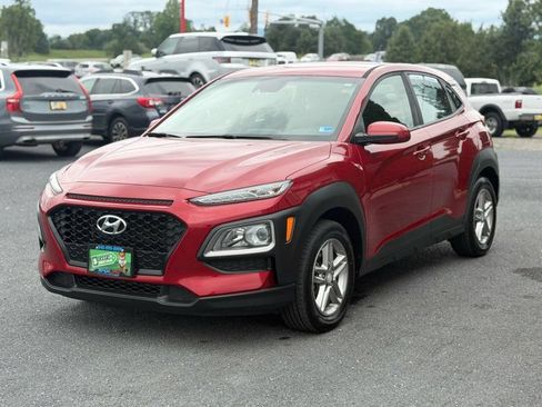 Used 2019 Hyundai Kona SE FWD image 2