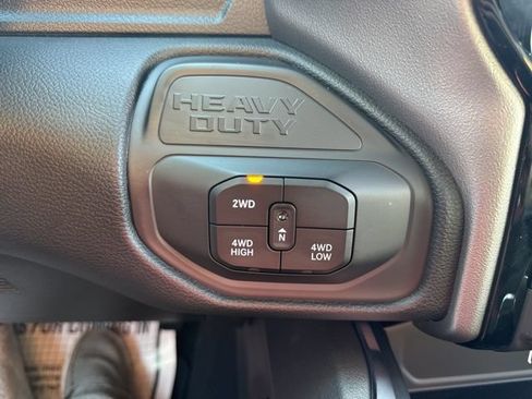 New 2026 RAM 2500 Laramie w/ Sport Appearance Package AWD/4WD image 35