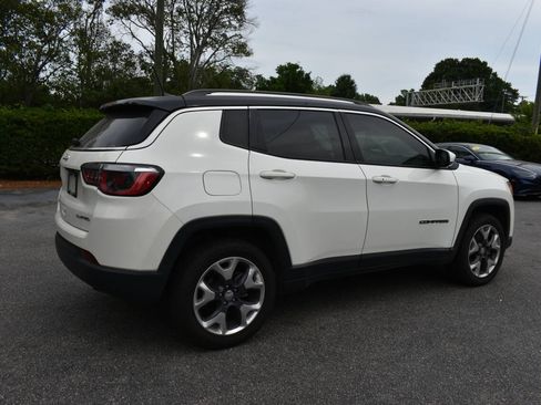 Used 2019 Jeep Compass Limited AWD/4WD image 2