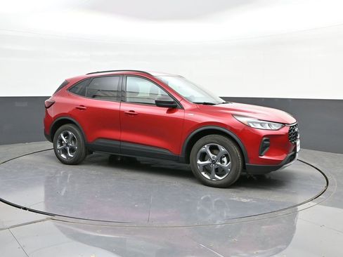 Used 2025 Ford Escape ST-Line image 17