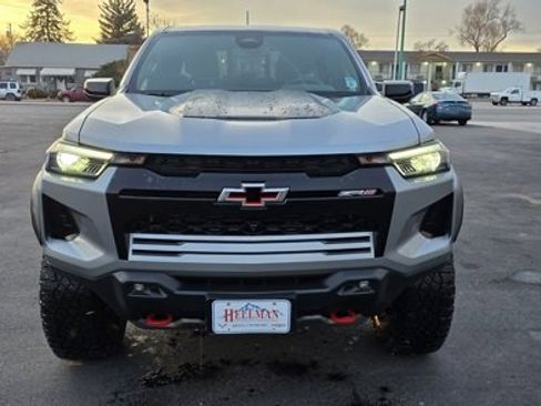 Used 2024 Chevrolet Colorado ZR2 w/ Technology Package image 2