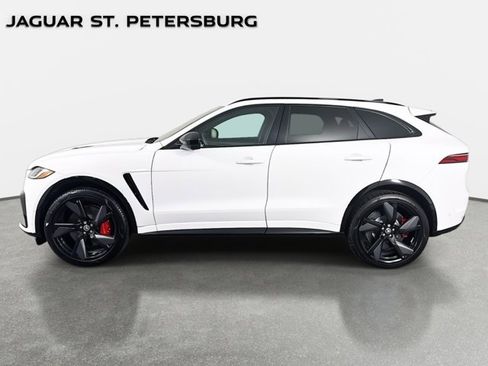 New 2025 Jaguar F-PACE SVR image 8