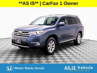Used 2012 Toyota Highlander FWD w/ Tech Pkg video 1