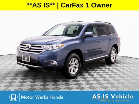 Used 2012 Toyota Highlander FWD w/ Tech Pkg image 1