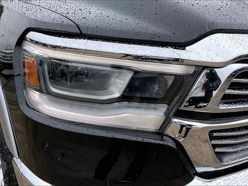 Used 2019 RAM 1500 Laramie AWD/4WD image 33