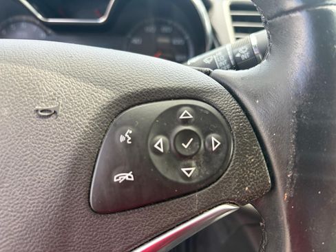 Used 2018 Chevrolet Impala LT FWD image 16