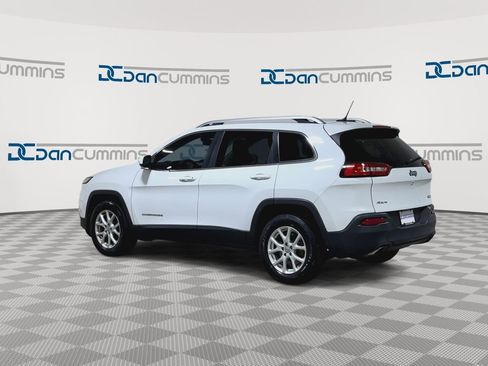Used 2015 Jeep Cherokee Latitude w/ Cold Weather Group image 7