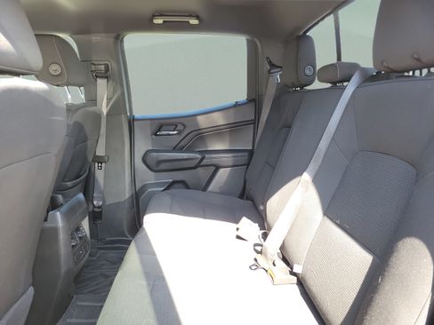 Used 2023 Chevrolet Colorado LT w/ LT Convenience Package II RWD image 6