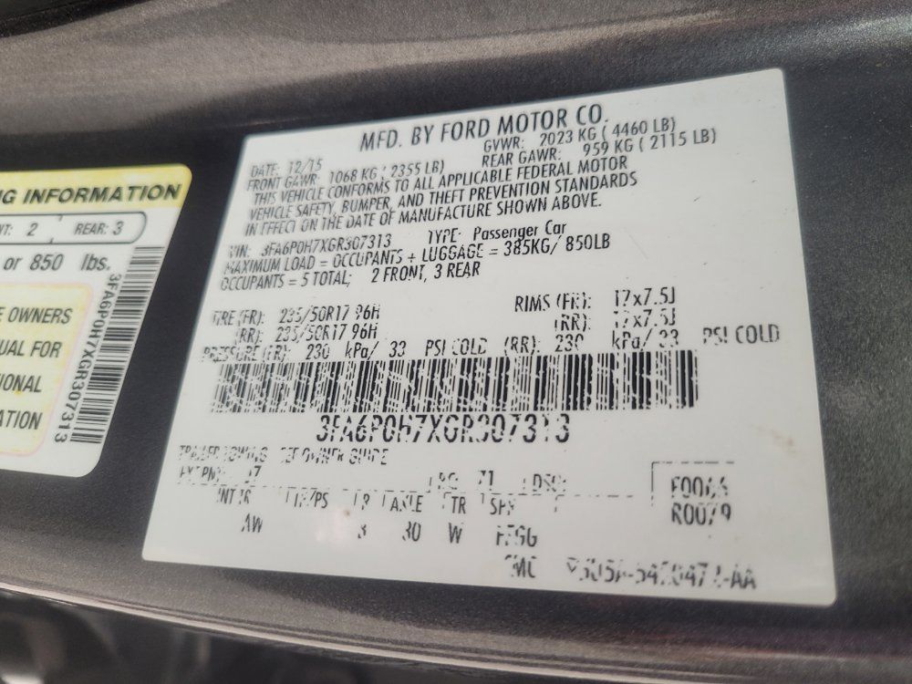 Used 2016 Ford Fusion SE FWD image 33